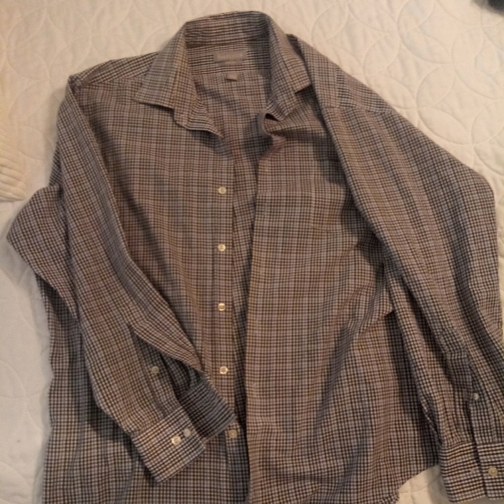 Van Heusen blue/grey checkered shirt